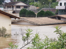 EXCLUSIVO: Deputado de Santa Catarina revela situação dramática do estado atingido por enchentes