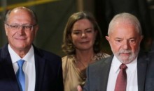 AO VIVO: Governo Lula "encurralado" parece que está muito próximo do fim (veja o vídeo)
