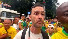 Depois de ser intimidado pela PF, jornalista português faz promessa na Avenida Paulista (veja o vídeo)