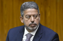 EXCLUSIVO: Deputados criticam o ‘jogo duplo’ de Arthur Lira, presidente da Câmara