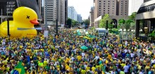 Assim como foi com Dilma, surge a primeira manifestação pelo impeachment de Lula
