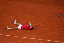 Djokovic, uma lenda! Coragem invejável e inspiradora, resposta aos oportunistas e lacradores (veja o vídeo)