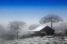 Massa de ar frio chega ao Brasil, derruba temperaturas e pode trazer neve