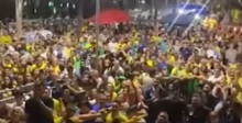 Multidão impressiona pedindo a prisão de Lula (veja o vídeo)