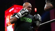 Astro canadense perde R$ 2 milhões em aposta errada em Mike Tyson