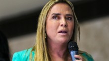 A "bofetada" de uma corajosa governadora sobre o "homem-bomba"