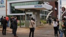 Lula volta a hospital para novo exame na cabeça