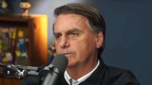 AO VIVO: Sem medo de nada, Bolsonaro solta o verbo no Flow Podcast (veja o vídeo)