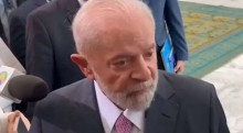 Acuado, Lula imita atitude de Bolsonaro em Buenos Aires
