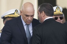 No caso de Eduardo Bolsonaro, novamente vem à tona a incompetência e a covardia da “PF de Moraes”