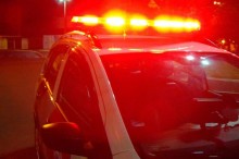 Bandidos fazem família refém, fogem com dinheiro e outro bens e morrem em confronto com a polícia