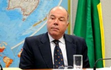 Chanceler de Lula acende sinal de alerta: Brasil tem que virar as costas e seguir, caso Trump sancione Moraes