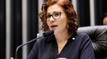 Novo “plano” de Carla Zambelli deixa a esquerda enlouquecida