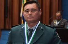 Comandante da Polícia Militar é preso com maconha dentro de casa