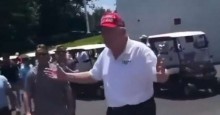 Trump reaparece em público e acaba com boatos sobre sua morte