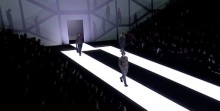 Morre famoso estilista, ícone da moda no mundo inteiro
