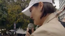 URGENTE: Michelle chora em imagem de cortar o coração na manifestação (veja o vídeo)