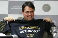 Delegado preso, que foi diretor da PF no Governo Lula, receberia R$ 27 milhões em esquema ilícito