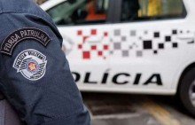Polícia encontra “apartamento do terror” e localiza 12 crânios e ossos humanos