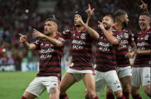 Craque do Flamengo é atacado por bandidos na saída do Maracanã