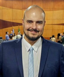 “A batalha está apenas começando, o campo conservador está começando a se organizar”, afirma vereador