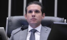 48h de Moraes chegam ao fim e Hugo Motta é "salvo pelo gongo"