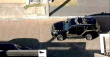 URGENTE: Polícia Federal está dentro da casa de Filipe Martins neste momento