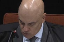 Inesperadamente, Moraes recua