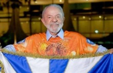 Desfile medíocre, ofendendo o eleitor, retrata o processo de "histerização" das massas, quando temos psicopatas no poder