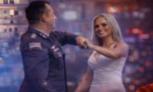 Mulher é encontrada morta e foto pode complicar o marido, um coronel da PM de São Paulo