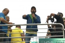 Flávio Bolsonaro vencerá “de lavada”, declara Nunes