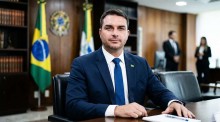 Exclusivo: "Flávio Bolsonaro é o único nome com capacidade de dar continuidade ao legado do pai”, afirma deputado