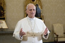 “Manipulação anticristã da grande mídia”: Especialista rebate CNN por relacionar fala do Papa Leão XIV sobre confissão diretamente a Trump e guerra no Irã