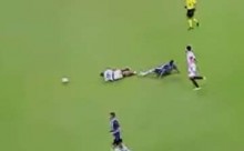 Jogador do Grêmio sofre fratura e cena é impactante