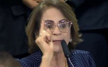 Violência contra a mulher no Brasil "é uma epidemia", afirma senadora Damares