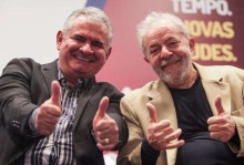 Senador e antigo aliado de Lula declara voto no “amigo” Flávio (veja o vídeo)