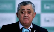 “Capitão Cueca” finalmente desiste