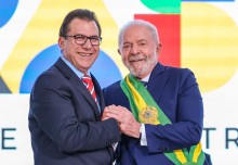 Ministro de Lula comete “assédio” contra auditores e retira da “lista suja” de trabalho escravo entidade de “companheiros”