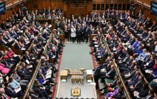 Direita esmaga a esquerda em eleições britânicas e promove mudança histórica