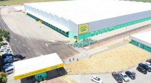 Uma das maiores varejistas do país revela dívida milionária e começa a fechar lojas