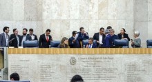 Assessora do PT é exonerada da Câmara de SP após ser "flagrada"