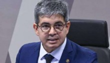 Randolfe é alvo de ação do MP
