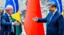 O tarifaço chinês e a conivência da putrefata mídia brasileira, que ‘repercute’ o silêncio