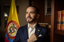 O mundo segue endireitando: Abelardo de la Espriella reafirma compromisso com a liberdade antes de assumir a presidência