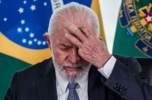 Lula assume o risco e decide manter no cargo o 2º envolvido com Roberta Luchsinger