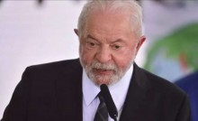 Em mais um trágico dia de campanha, Lula troca o nome da esposa e desrespeita os garis (veja o vídeo)