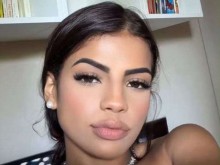 Blitz da polícia se depara com corpo de modelo paulista de 25 anos morta em banco traseiro de carro