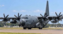 Avião de guerra dos EUA que prendeu Maduro pousa em solo brasileiro