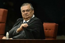 Nossa Senhora Aparecida e o dia em que a velha mídia soltou a mão de um ministro do STF