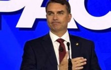 Ex-presidente da República surpreende e declara voto em Flávio Bolsonaro no 2º turno (veja o vídeo)